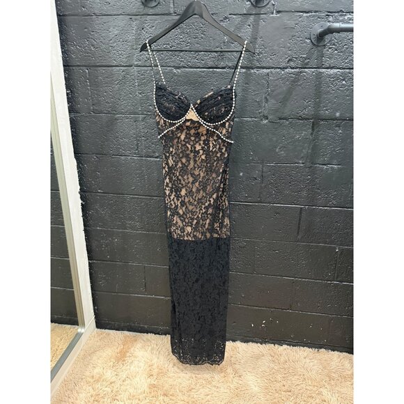 Self-Portrait Fine Lace Maxi Dress - Picture 5 of 7